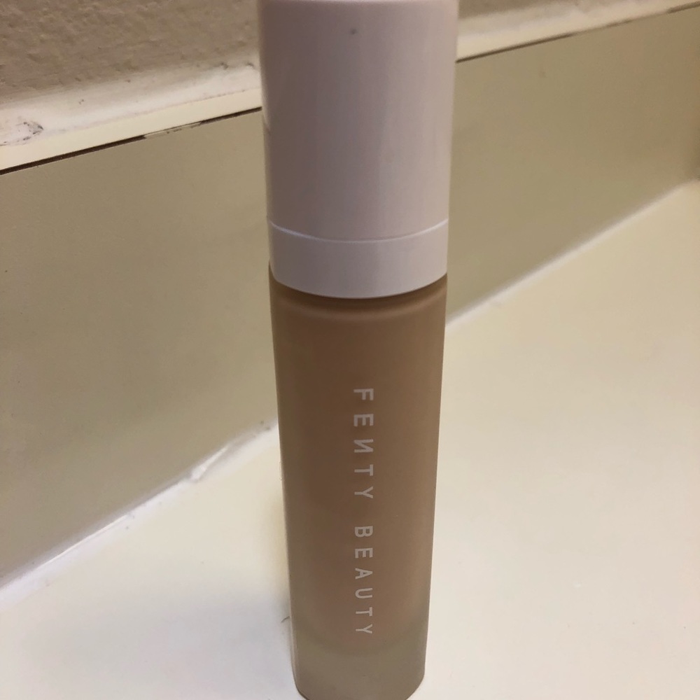 Fenty beauty foundation